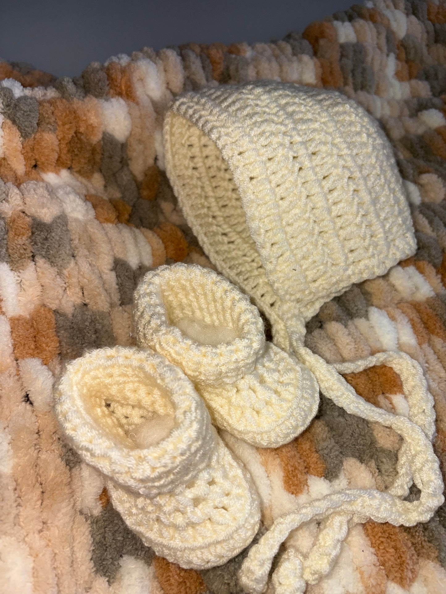 Fluffy Blanket Gift Set